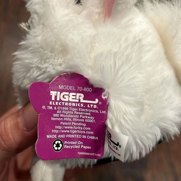 Furby 1998 Original 1st Generation White Snowball 70-800 New no box - Picture 7 of 11